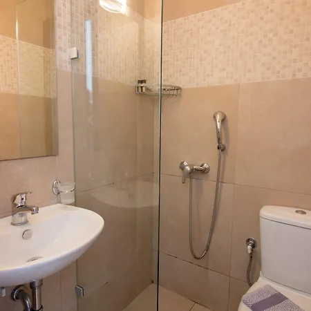 Hotell Cosmopolit 2*